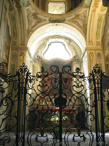 Милан. Церковь Сант'Амброджио. Внутренний вид