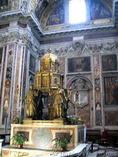 Roma. La chiesa Santa Maria Maggiore. L'interno