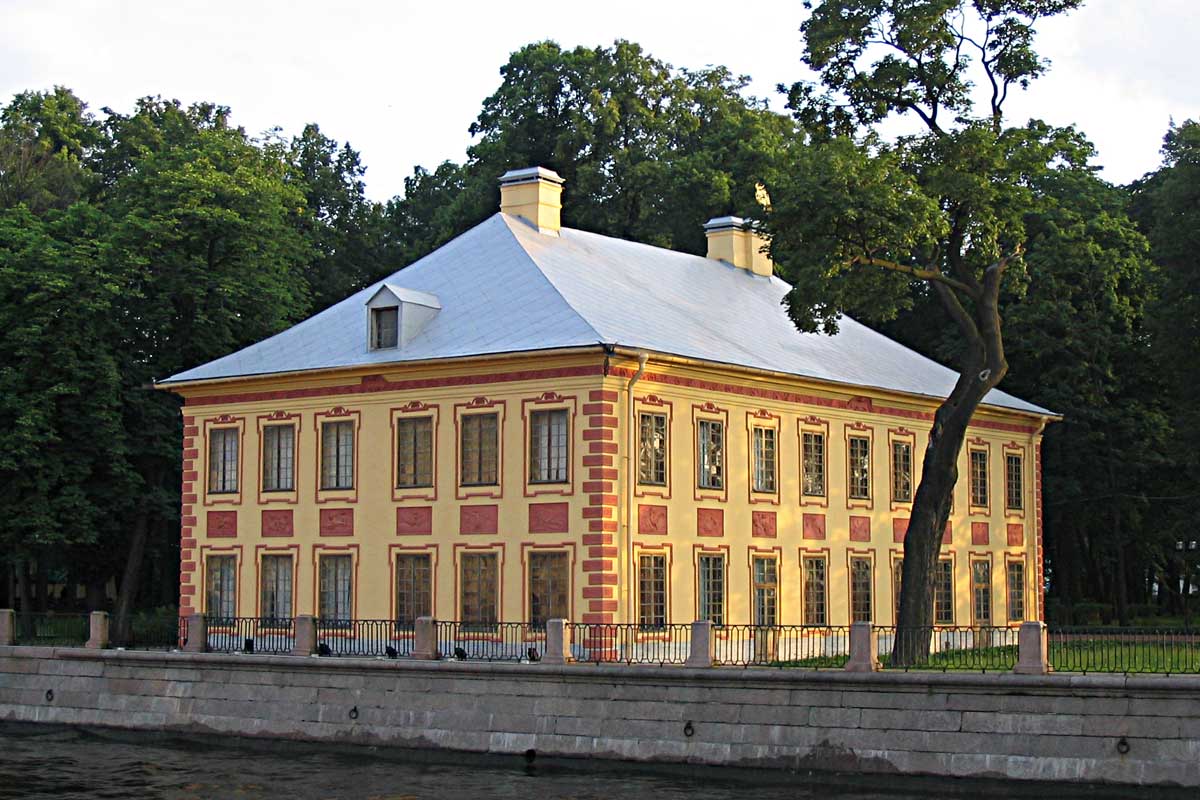 The Summer Garden. The Summer Palace of Peter I