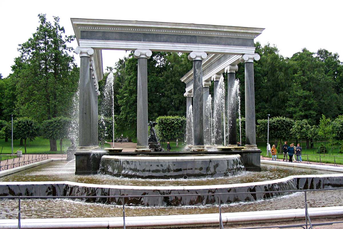 Petergof. The fountain «Lion cascade»