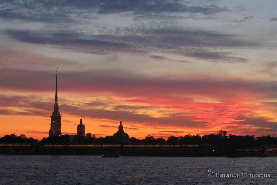 An evening glow over the Citadel of Peter and Paul